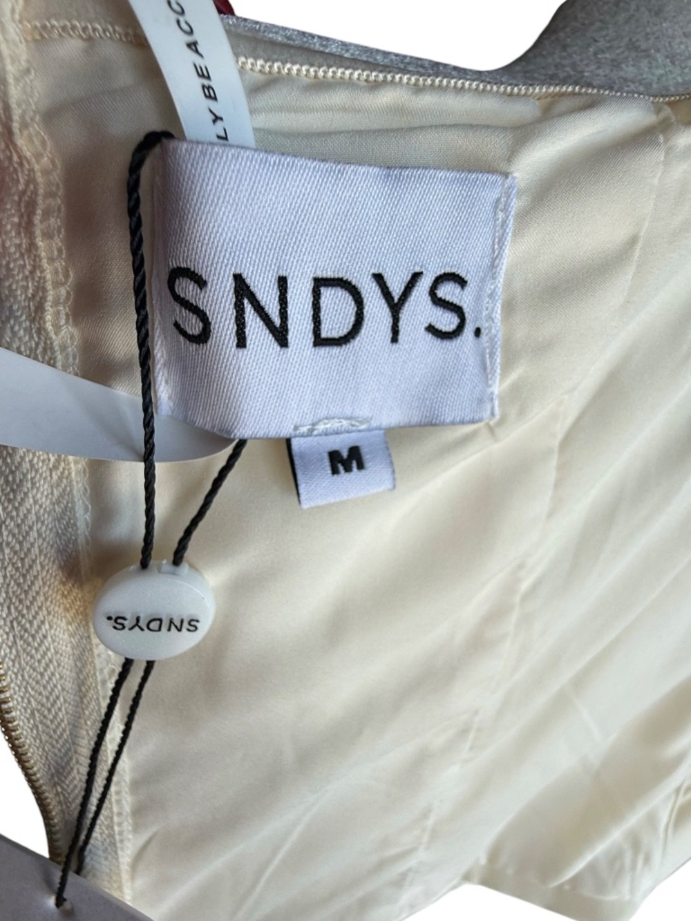 NWT SNDYS Roma Top in Ivory Sz M - Picture 6 of 9